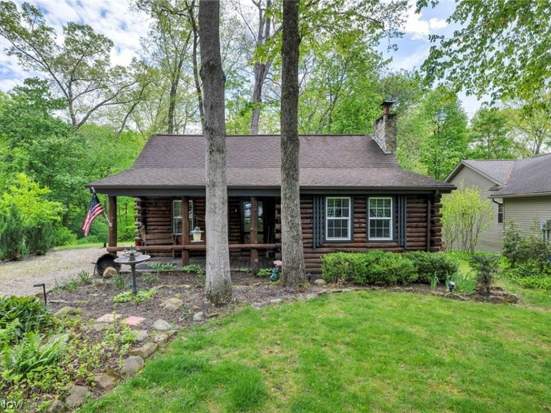 410 Apple Hill Drive N, Howard, OH 43028 Photo 2