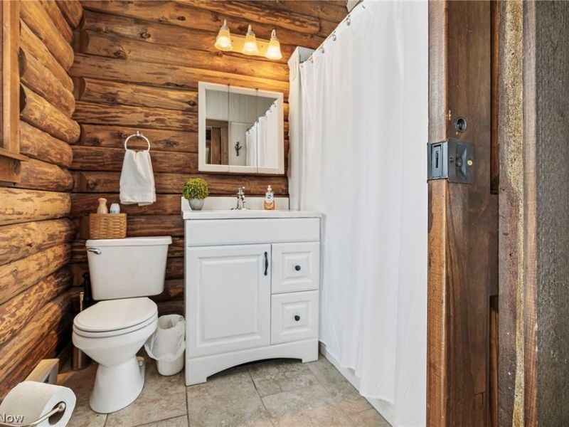 410 Apple Hill Drive N, Howard, OH 43028 Photo 8