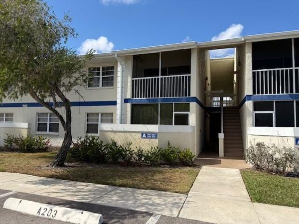 1500 SE Royal Green Circle, Unit 203, Port St. Lucie, FL 34952