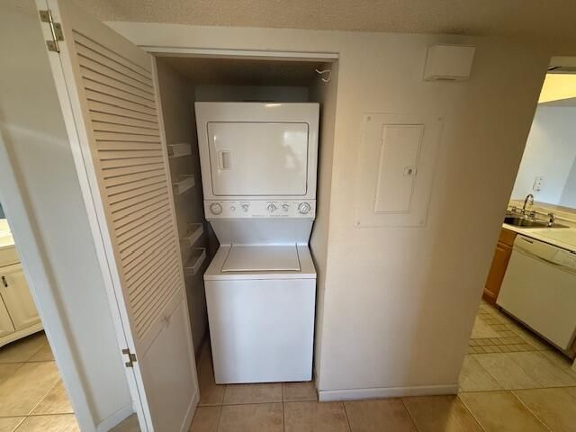1500 SE Royal Green Circle, Unit 203, Port Saint Lucie, FL 34952 Photo