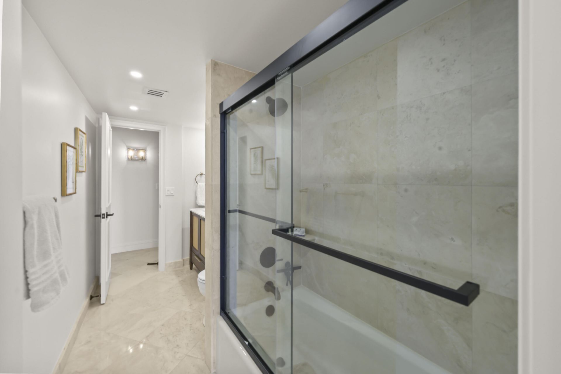 1200 S Flagler Drive, Unit 1906, West Palm Beach, FL 33401 Photo