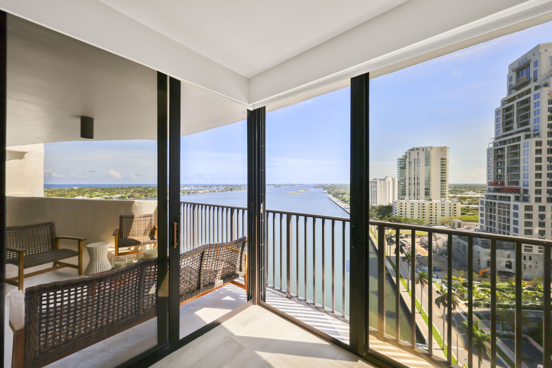 1200 S Flagler Drive, Unit 1906, West Palm Beach, FL 33401 Photo