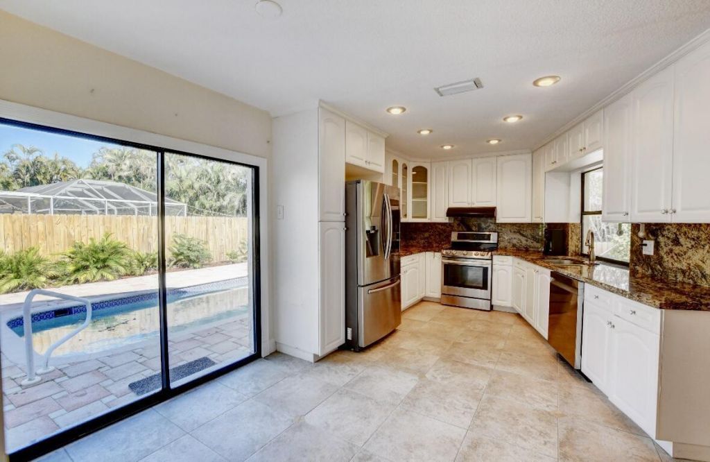 17768 Maplewood Drive, Boca Raton, FL 33487 Photo