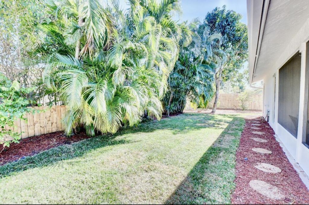 17768 Maplewood Drive, Boca Raton, FL 33487 Photo