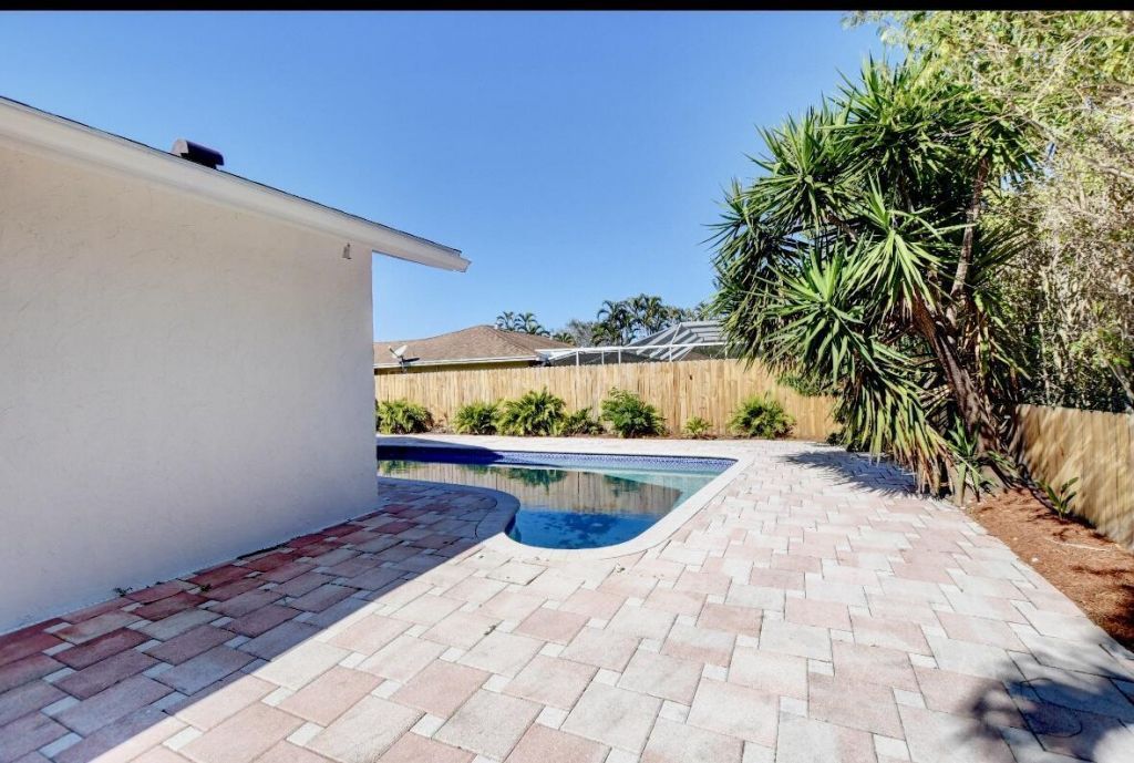 17768 Maplewood Drive, Boca Raton, FL 33487 Photo