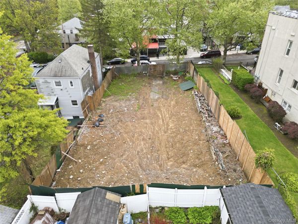 2945 Tenbroeck Avenue , Bronx, NY 10469