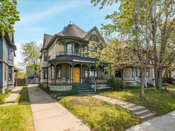 3111 2nd Avenue S, Minneapolis, MN 55408