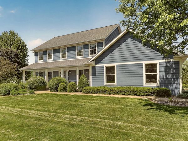 5823 Summit Lane NE, Rochester, MN 55906