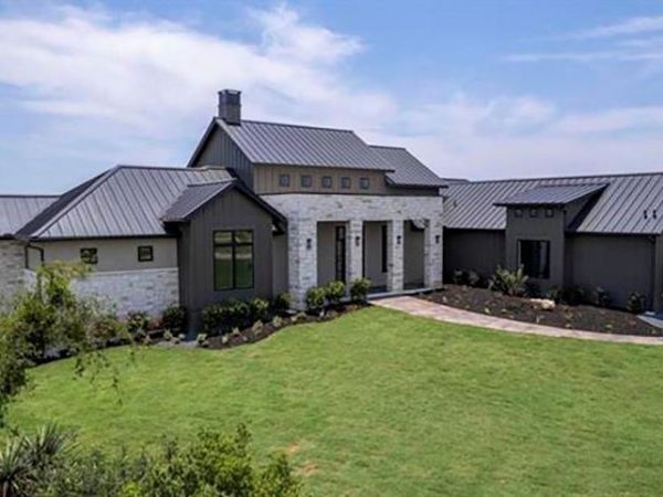 101 Meadow Beauty, Horseshoe Bay, TX 78657