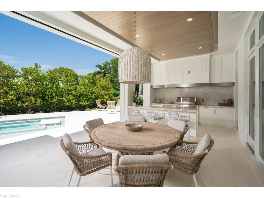 725 Pectin Rd , Naples, FL 34102 Photo