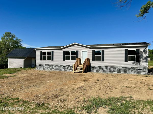 30 Sinking Springs Rd, Midway, TN 37809