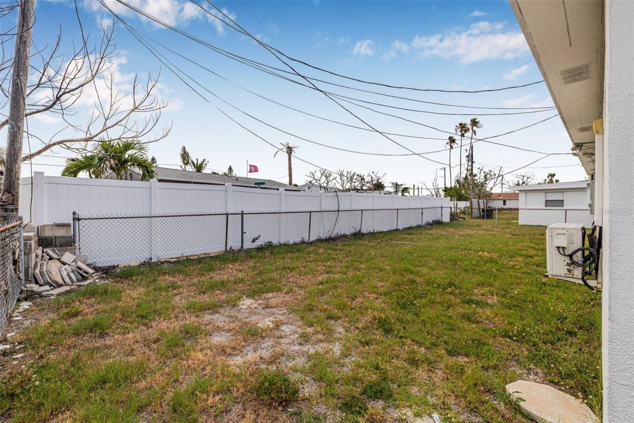 30 Lynn Way , Madeira Beach, FL 33708 Photo