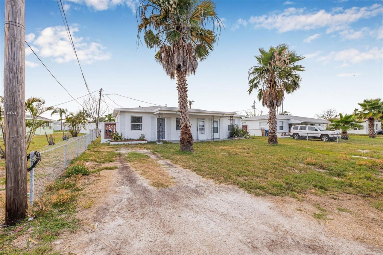 30 Lynn Way , Madeira Beach, FL 33708 Photo