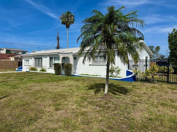 10 158TH AVENUE , REDINGTON BEACH, FL 33708
