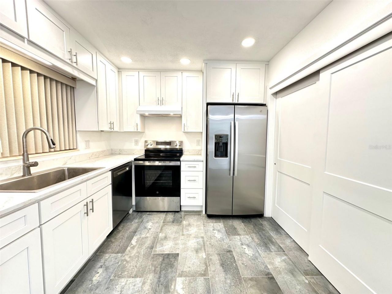 10 158th Avenue, Redington Beach, FL 33708 Photo