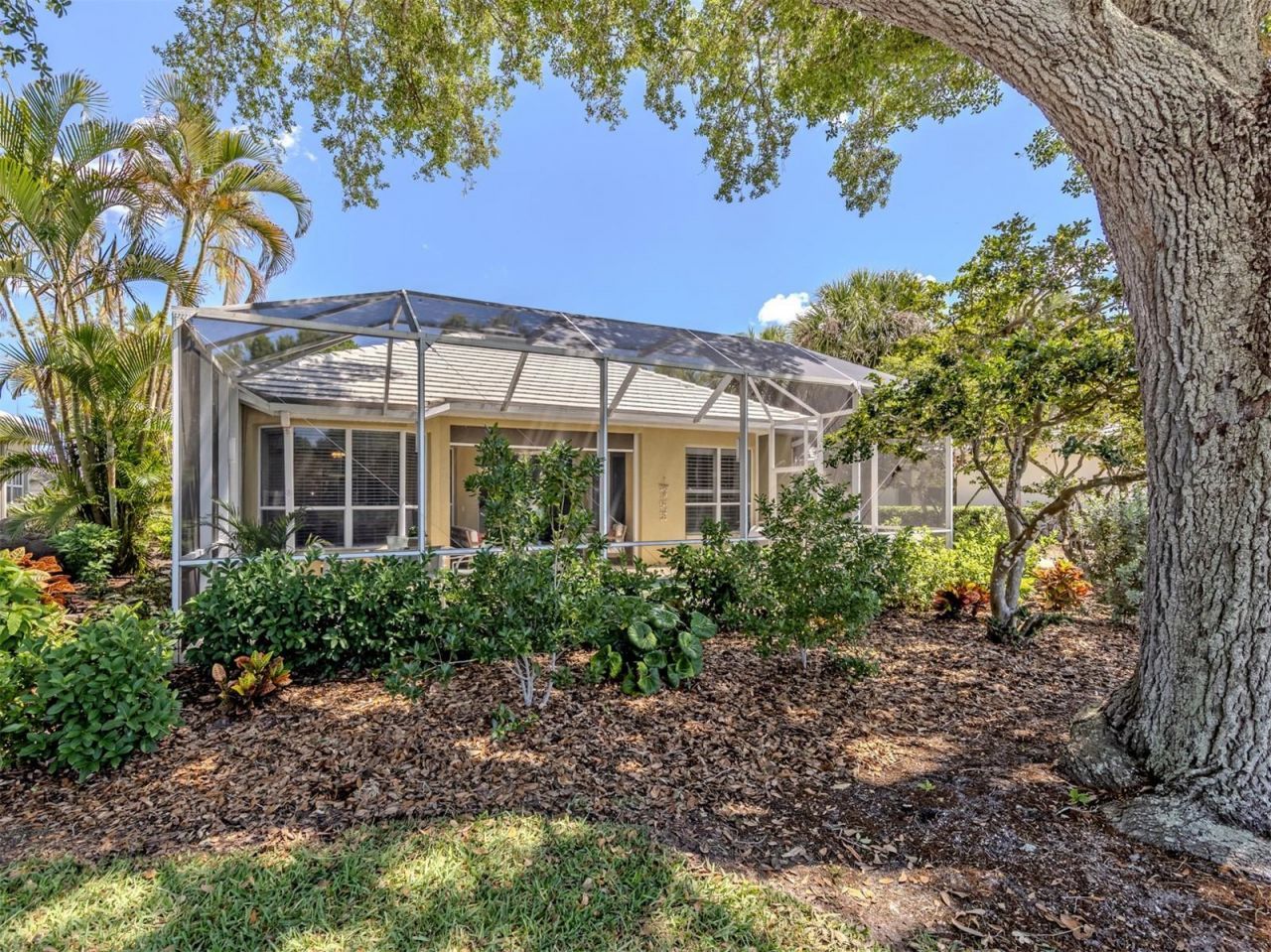 535 Fallbrook Drive, Venice, FL 34292 Photo