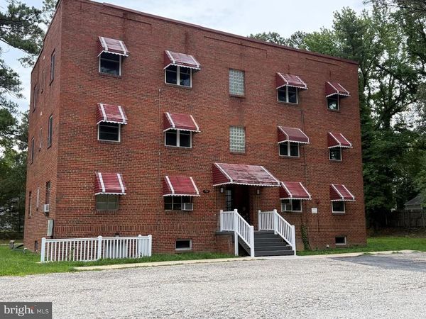 704 WASHINGTON AVENUE, Unit 6, LA PLATA, MD 20646