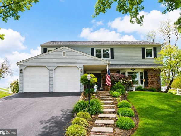 41 ESTATE ROAD, BOYERTOWN, PA 19512