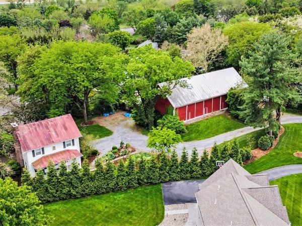 181 WINDOVER TURN , LANCASTER, PA 17601
