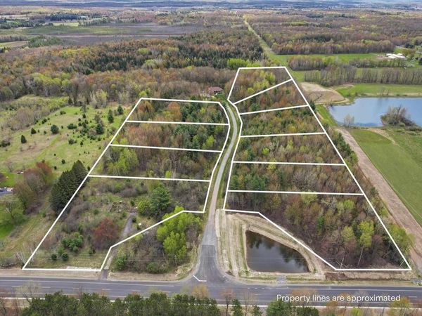 5807 WESTON AVENUE, WI 54476