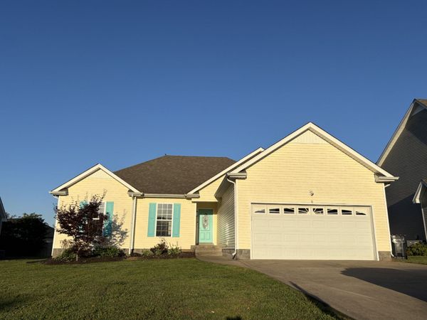 3797 N Jot Dr , Clarksville, TN 37040