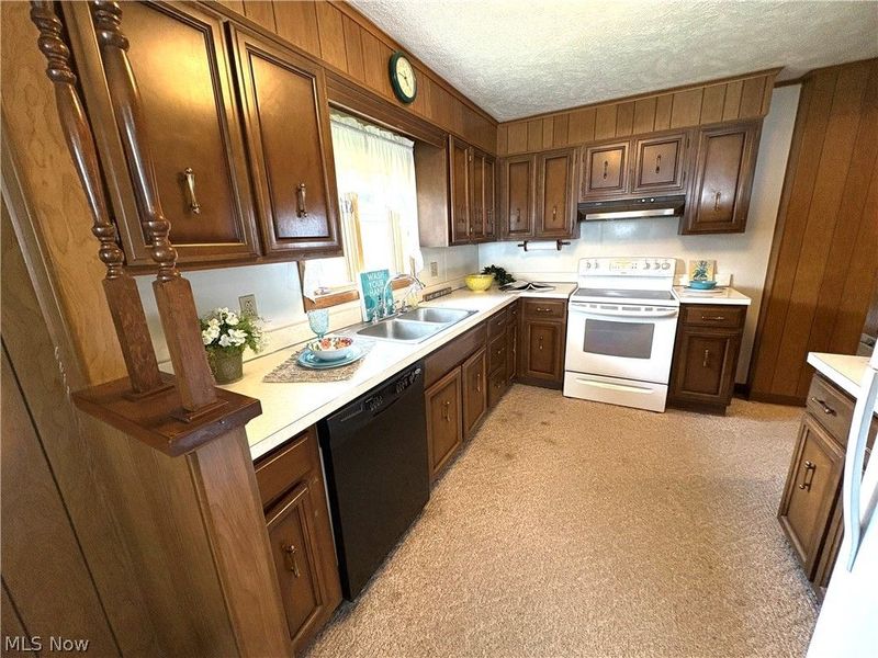 446 Sinclair Avenue, Yorkville, OH 43971 Photo 10
