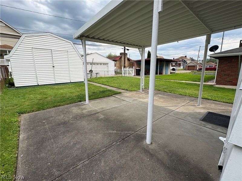 446 Sinclair Avenue, Yorkville, OH 43971 Photo 27