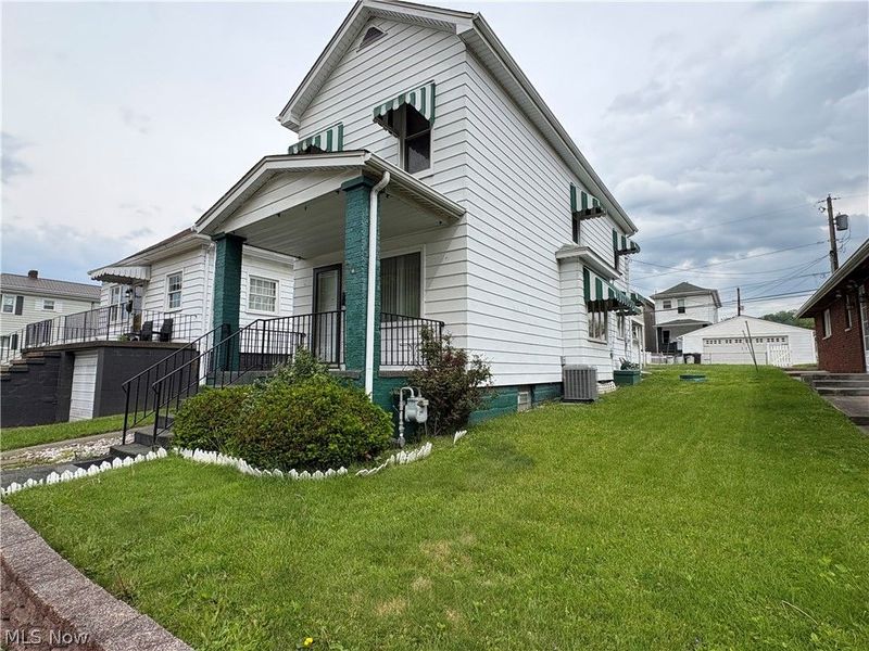 446 Sinclair Avenue, Yorkville, OH 43971 Photo 3
