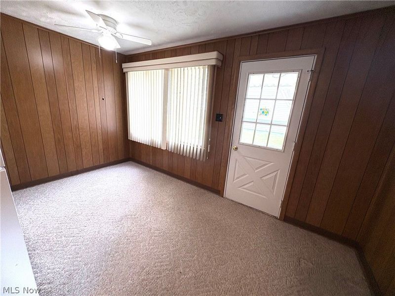 446 Sinclair Avenue, Yorkville, OH 43971 Photo 7