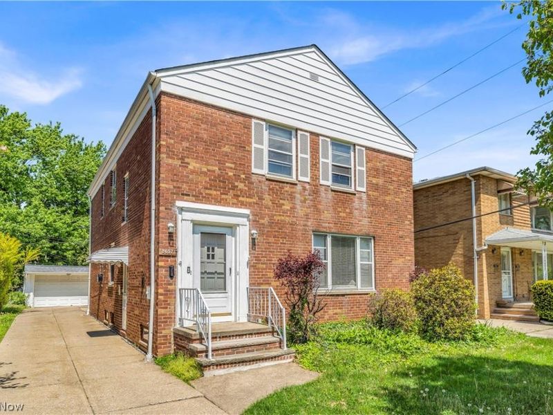 20571 Lake Shore Boulevard, Unit 2/UP, Euclid, OH 44123 Photo 2
