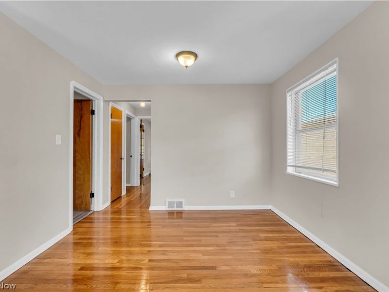 20571 Lake Shore Boulevard, Unit 2/UP, Euclid, OH 44123 Photo 7