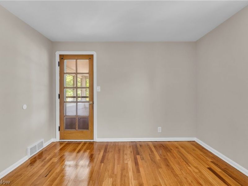 20571 Lake Shore Boulevard, Unit 2/UP, Euclid, OH 44123 Photo 8