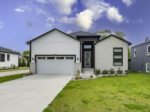 1858 Upland Drive, Ann Arbor, MI 48105