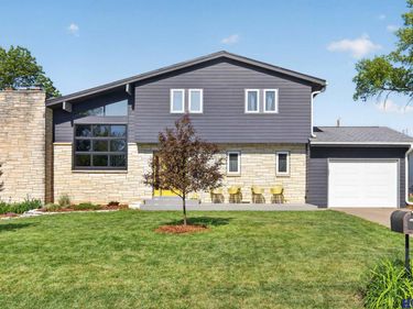 1225 N Birch Street , Wahoo, NE 68066