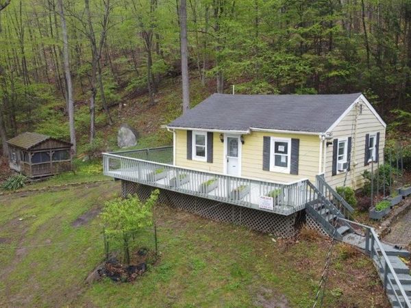 303 Buttermilk Falls Road, Warwick, NY 10990