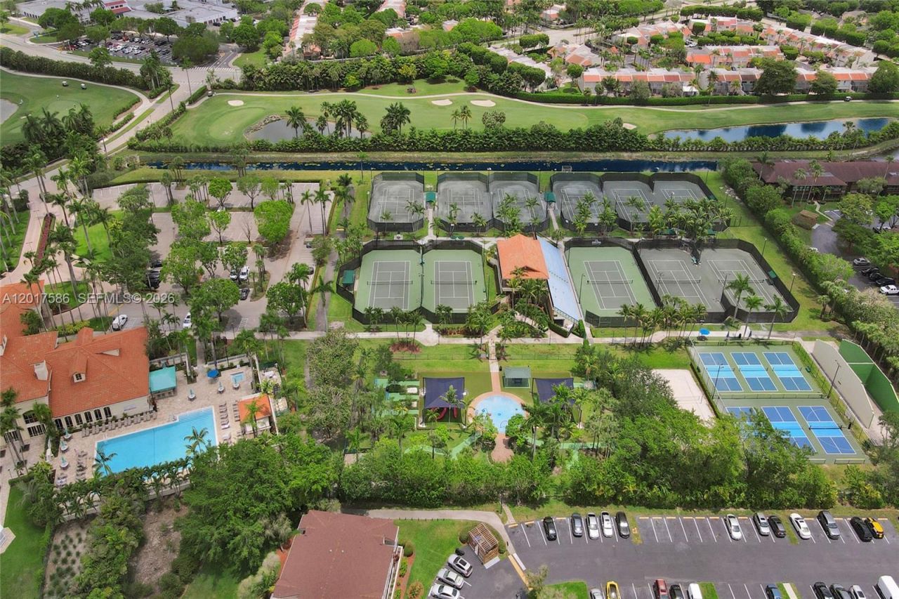 10340 NW 46th Ter, Doral, FL 33178 Photo