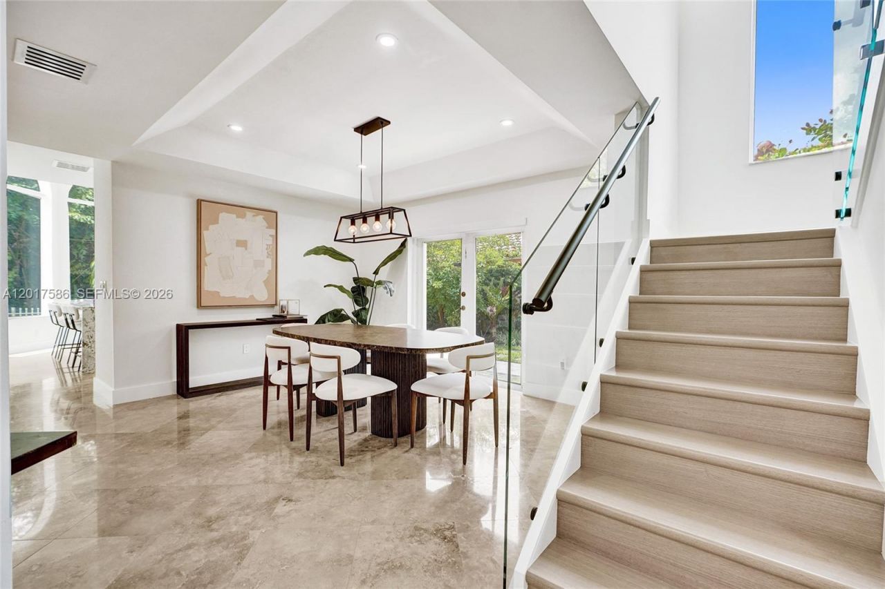 10340 NW 46th Ter, Doral, FL 33178 Photo