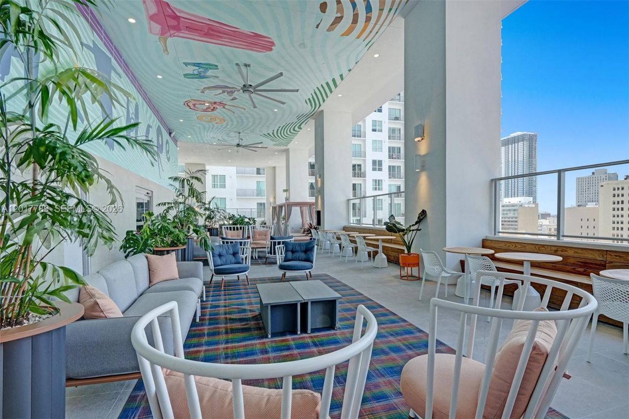 227 NE 2nd St, Unit 1610, Miami, FL 33132 Photo