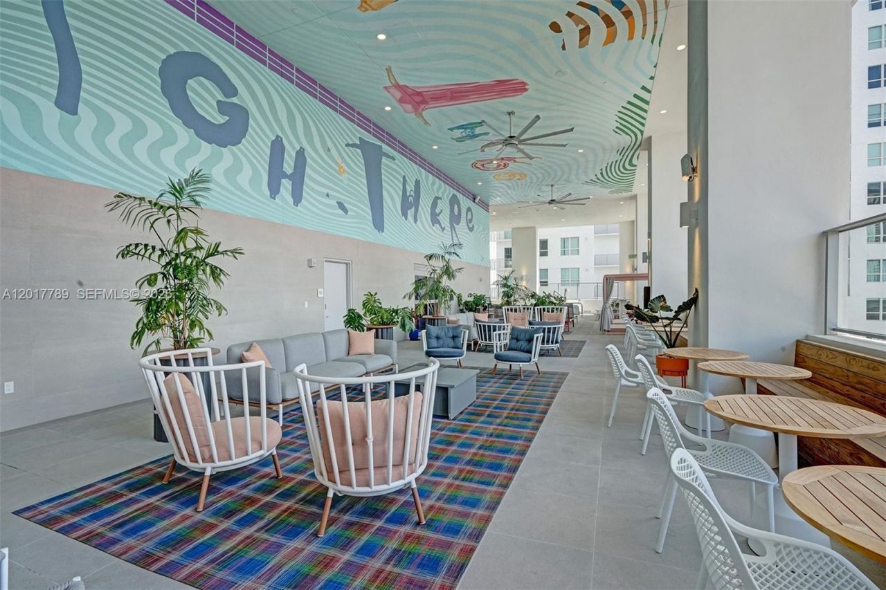 227 NE 2nd St, Unit 1610, Miami, FL 33132 Photo