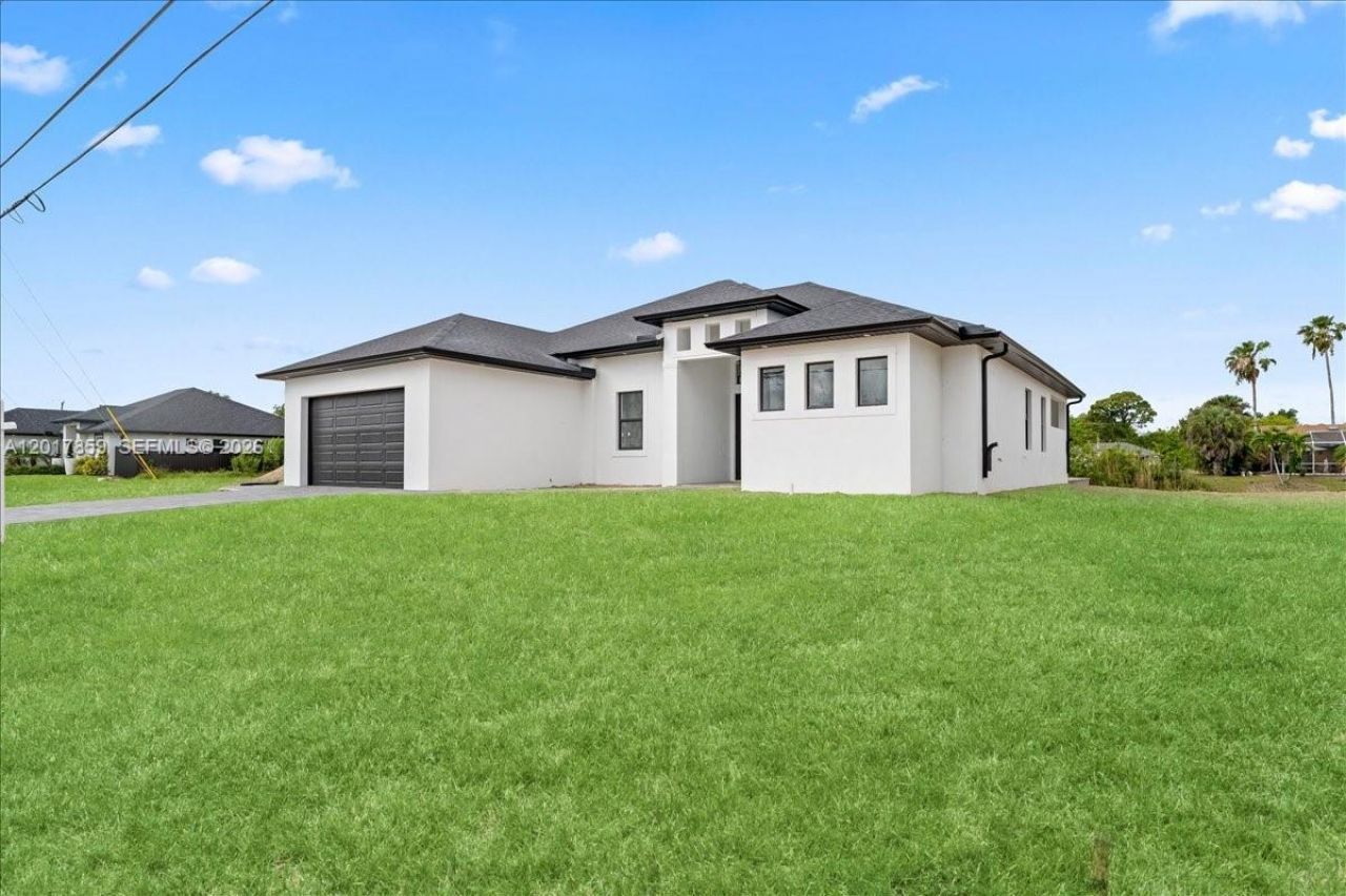 502 NE 5th Pl , Cape Coral, FL 33909 Photo