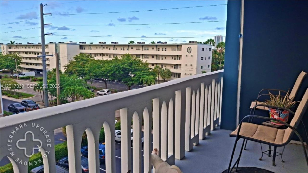 401 NE 14th Ave, Unit 507, Hallandale Beach, FL 33009 Photo