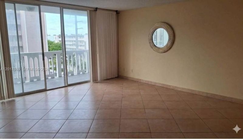 401 NE 14th Ave, Unit 507, Hallandale Beach, FL 33009 Photo