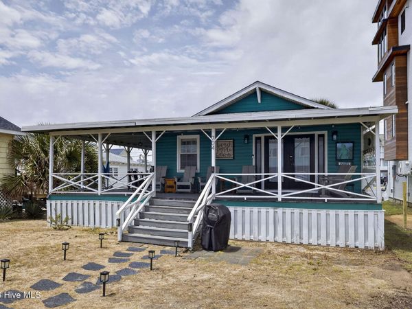 704 Carolina Beach Avenue S, Carolina Beach, NC 28428