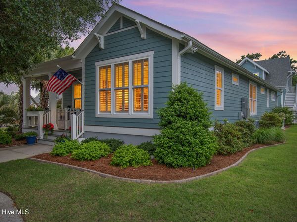 515 Sir Williams , Southport, NC 28461