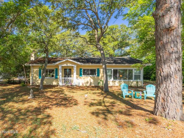 313 Mercer Street , Oak Island, NC 28465