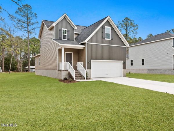 908 Lanyard Lane , New Bern, NC 28560