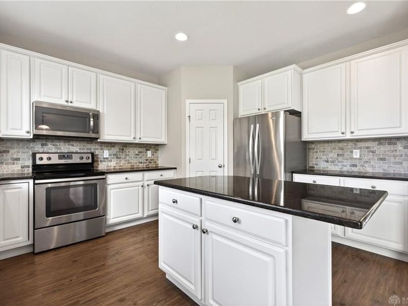 172 Willow Grove Drive, Springboro, OH 45066 Photo 10