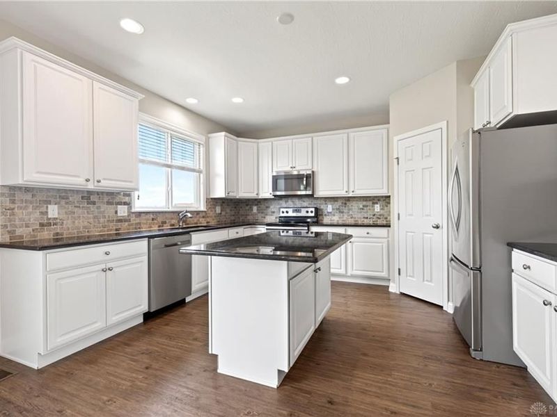 172 Willow Grove Drive, Springboro, OH 45066 Photo 9