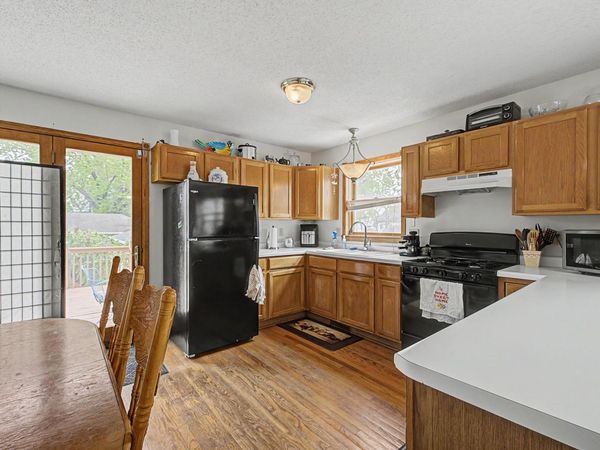 1484 Hazelwood Street, Saint Paul, MN 55106