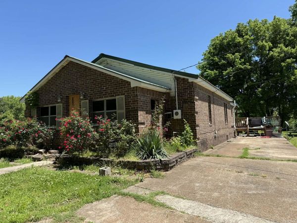 1460 Davis Lane , Batesville, AR 72501